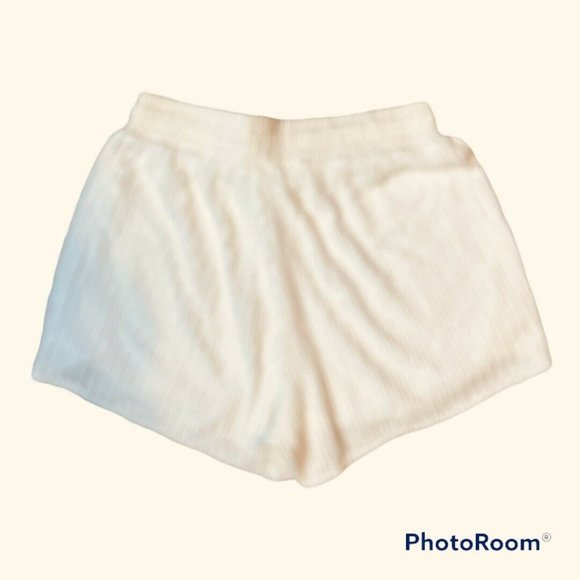 Honey Punch Elastic Tie Waist Ivory Shorts Small NWT - Picture 3 of 5